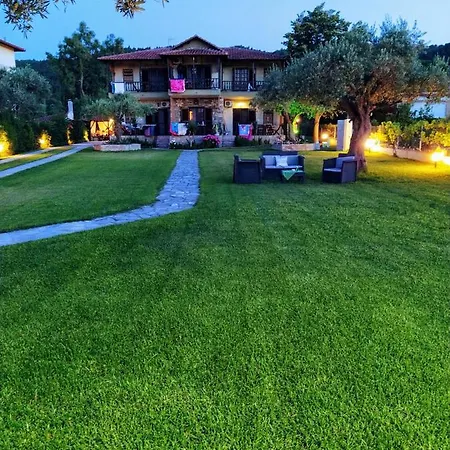 Aparthotel Gorgona Villas *